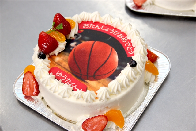 バスケ好き必見 バスケットボールをケーキにしました 湯河原 熱海 住吉屋の店長ブログ
